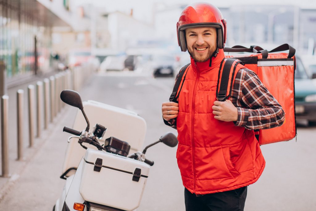 Entregado próximo de sua moto