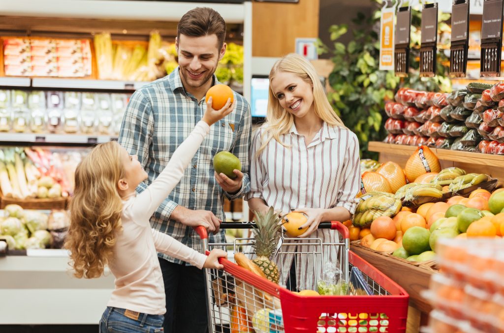 Família em mercado